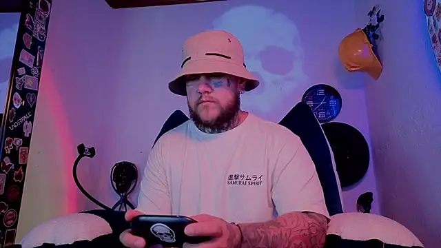 Snapshot of Ash_gusbig chatting on 16, 9, 2025 Ash gusbig online show from 16, 9, 2025