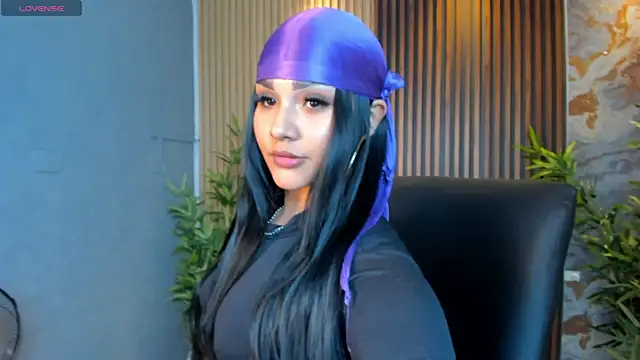 Snapshot of ArigyGomez chatting on 22, 10, 2025 ArigyGomez online show from 22, 10, 2025