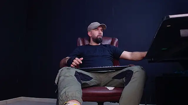 JackEthann online show from 28, 10, 2025