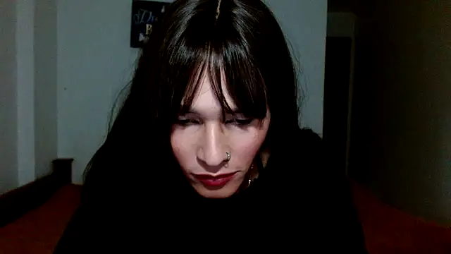 carolinemiller7 online show from 14, 1, 2025