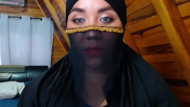 AmbarBurhan online show from 4, 11, 2025