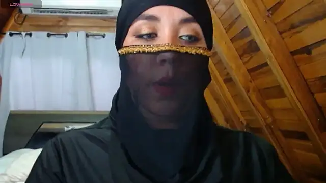 AmbarBurhan online show from 5, 11, 2025