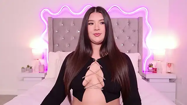 JuliaSUMMERS2022 online show from 28, 2, 2026