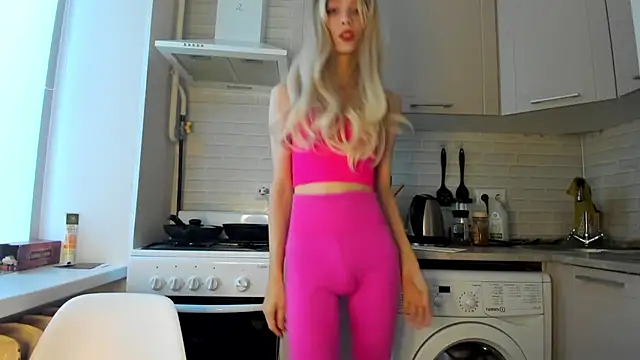  Alice Kitty online show from 18, 1, 2025