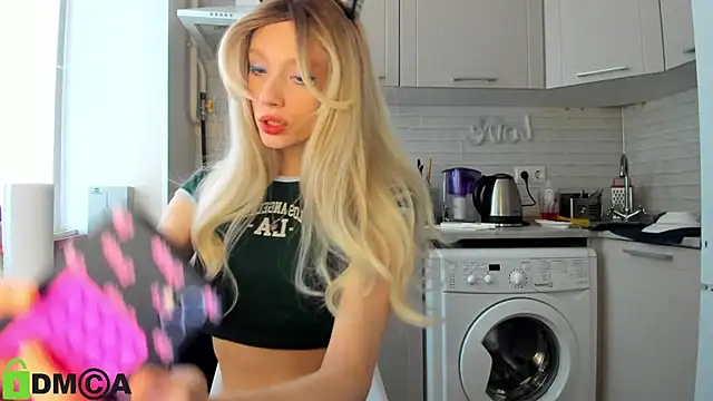  Alice Kitty online show from 1, 3, 2025
