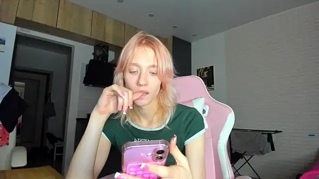  Alice Kitty online show from 17, 2, 2026