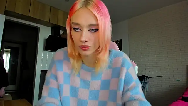  Alice Kitty online show from 18, 6, 2026