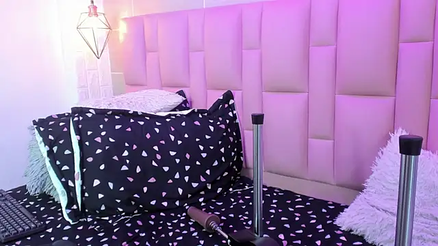 Abbyadams online show from 20, 3, 2026