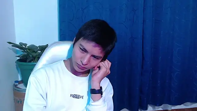 alanprince44 online show from 22, 1, 2025