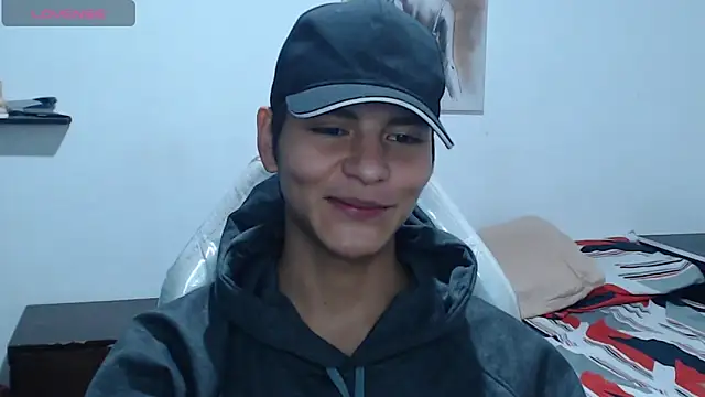 alanprince44 online show from 10, 1, 2025