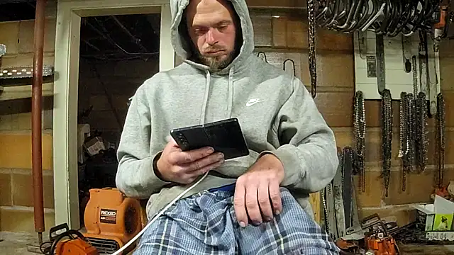 Snapshot of Bigoleslong98765 chatting on 15, 11, 2025 Bigoleslong98765 online show from 15, 11, 2025