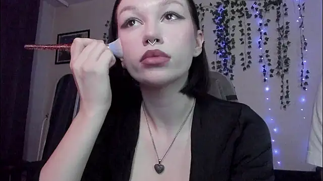 Emmy m00n online show from 2, 12, 2024