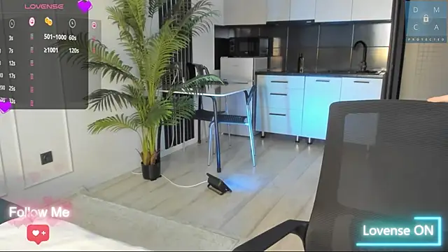 AmiiWong online show from 5, 3, 2025