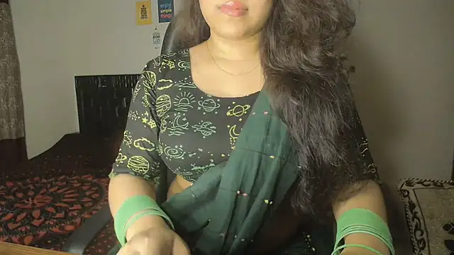 Snapshot of Most-Beautiful-Queen chatting on 13, 7, 2026 Most-Beautiful-Queen online show from 13, 7, 2026