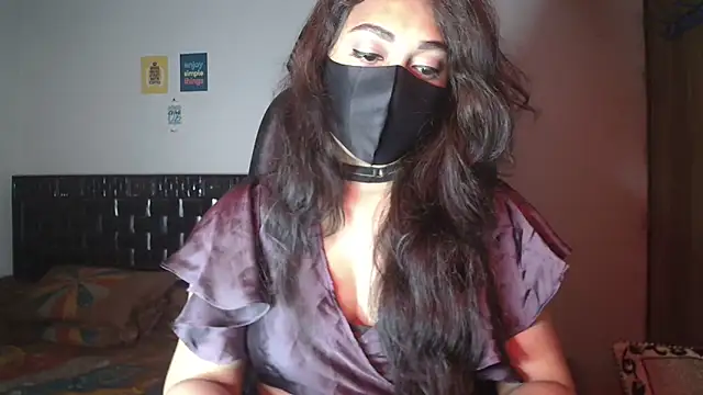 Most-Beautiful-Queen online show from 15, 11, 2025