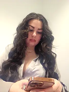 Britishbella online show from 5, 2, 2026
