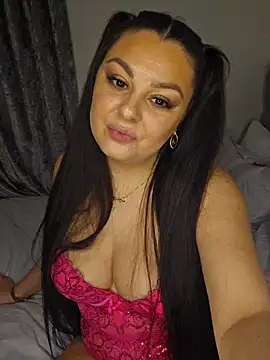 Snapshot of Britishbella chatting on 16, 2, 2025 Britishbella online show from 16, 2, 2025