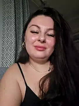 Snapshot of Britishbella chatting on 18, 2, 2025 Britishbella online show from 18, 2, 2025