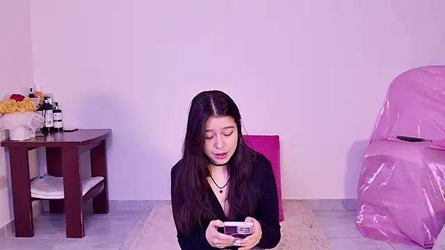 Snapshot of pink_flower_ chatting on 9, 10, 2025 pink flower online show from 9, 10, 2025