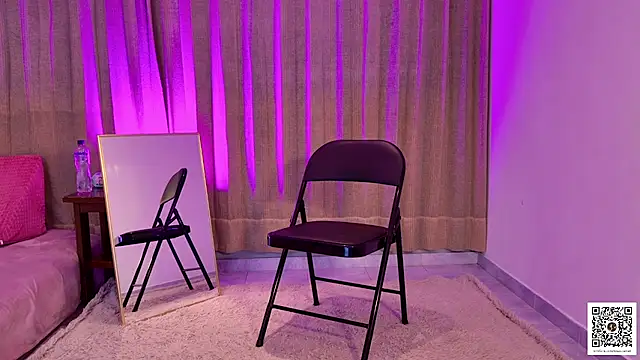Snapshot of pink_flower_ chatting on 11, 6, 2026 pink flower online show from 11, 6, 2026