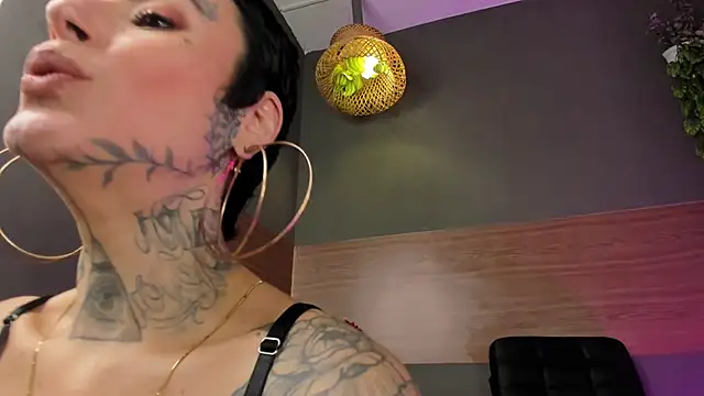 GinebraaFox  online show from 9, 3, 2026