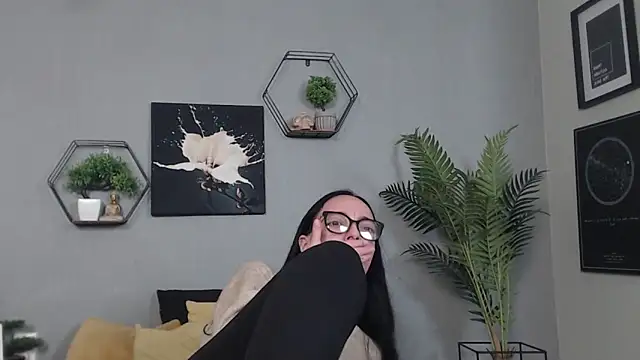 IzabelllNoir online show from 20, 2, 2026