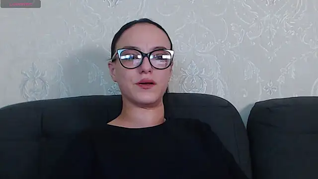 IzabelllNoir online show from 5, 3, 2025