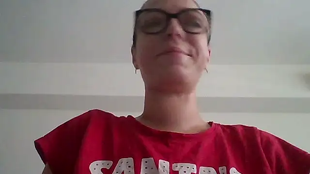 Snapshot of IzabelllNoir chatting on 11, 6, 2026 IzabelllNoir online show from 11, 6, 2026