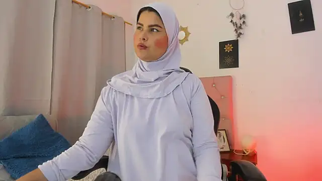 Snapshot of AishaAmin_ chatting on 30, 6, 2026 AishaAmin online show from 30, 6, 2026