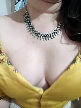 Brown Maxi online show from 13, 3, 2025