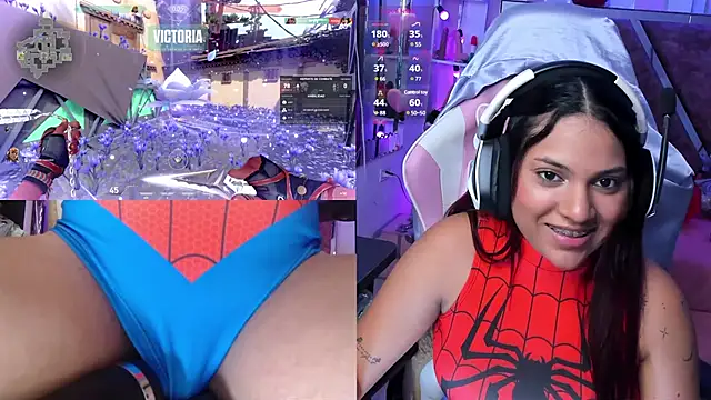 PetiteSophie  online show from 13, 2, 2025