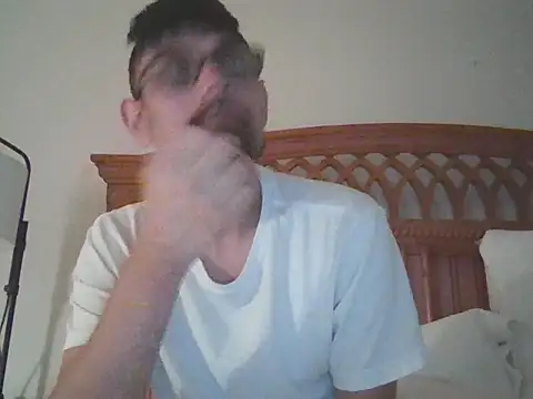 Snapshot of spence204011 chatting on 24, 10, 2025 spence204011 online show from 24, 10, 2025