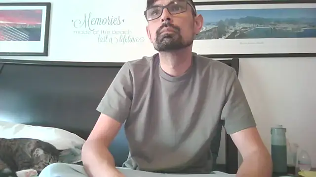 Snapshot of spence204011 chatting on 15, 3, 2026 spence204011 online show from 15, 3, 2026