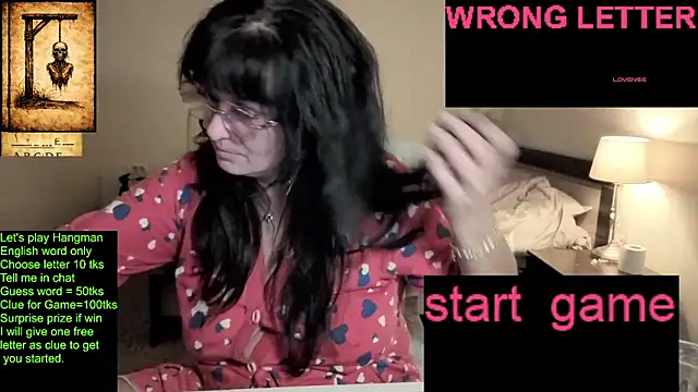 YourDreamLoverr online show from 13, 4, 2026