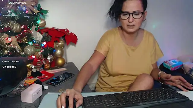 YourDreamLoverr online show from 16, 12, 2024