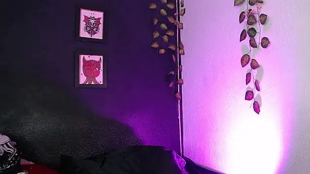 niakat  online show from 28, 4, 2026