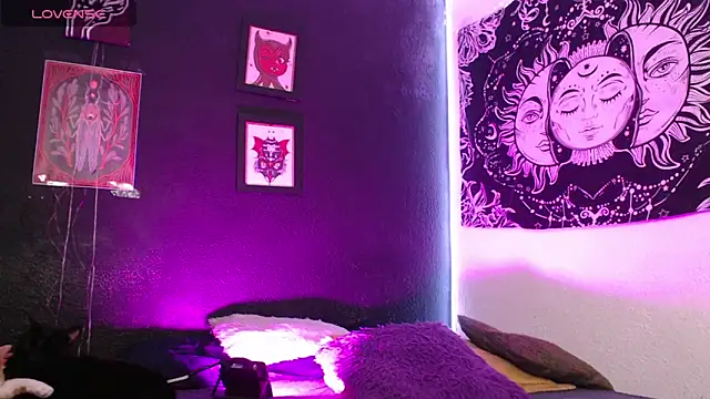 niakat  online show from 18, 9, 2025