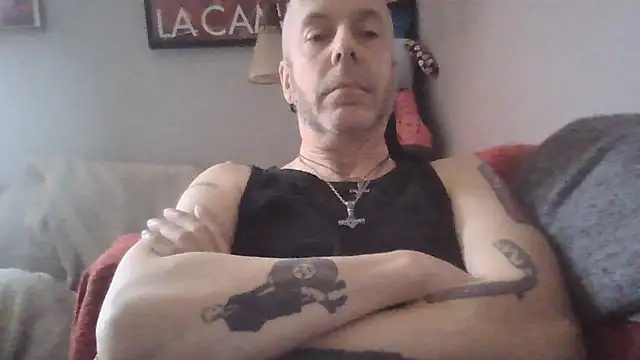 Snapshot of SHARPSkinhead chatting on 22, 1, 2025 SHARPSkinhead online show from 22, 1, 2025