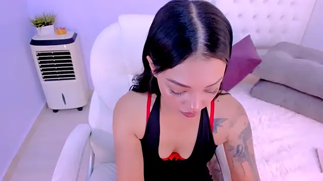 Sara LipsX online show from 22, 2, 2025