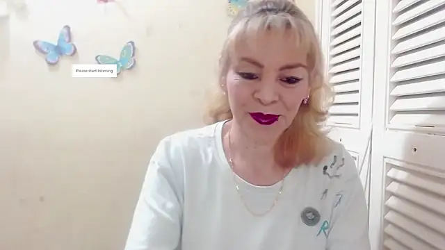 Snapshot of electra-mommy chatting on 6, 11, 2025 electra-mommy online show from 6, 11, 2025