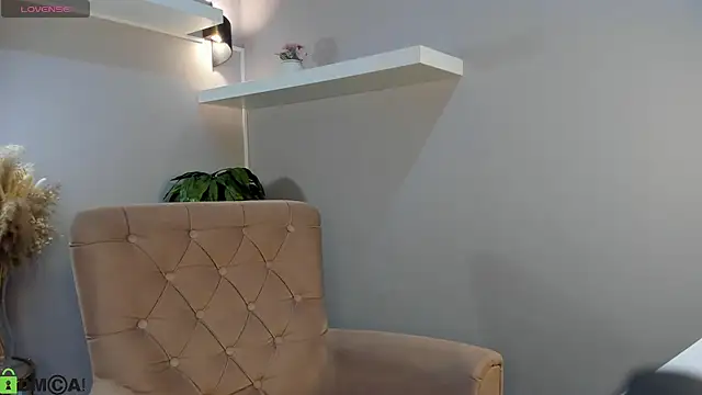 Snapshot of Angel_Sapphire_ chatting on 24, 4, 2026 Angel Sapphire online show from 24, 4, 2026