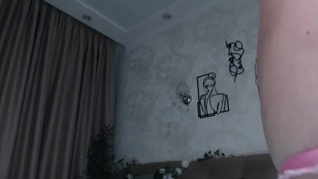 Emilly angel online show from 2, 2, 2026