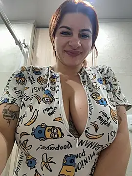 Snapshot of AtheneaRossi chatting on 18, 7, 2026 AtheneaRossi online show from 18, 7, 2026