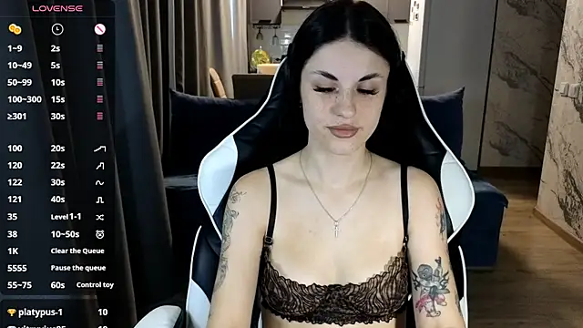 Mary   Moore online show from 11, 10, 2025