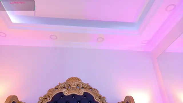 AdelinaVans online show from 12, 6, 2026