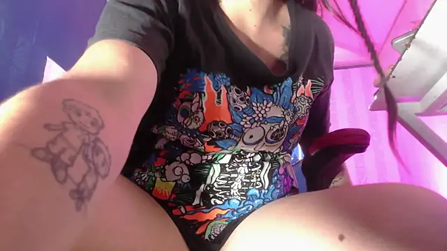 Snapshot of vitoria23_ chatting on 16, 6, 2026 vitoria23 online show from 16, 6, 2026