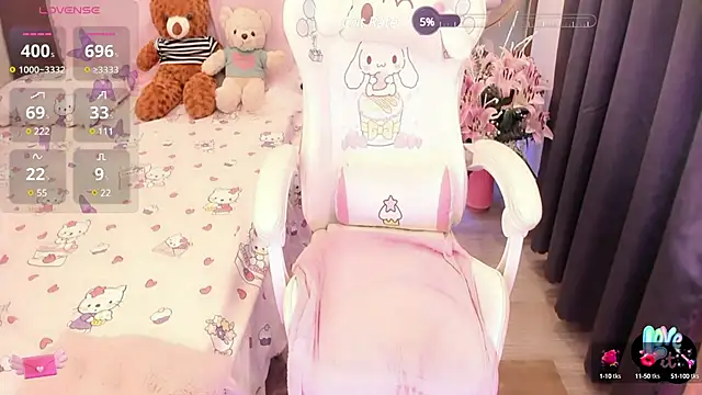 Yuka Chan online show from 10, 3, 2025