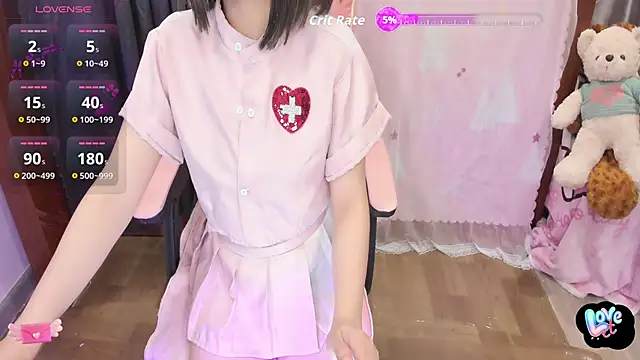 Yuka Chan online show from 9, 10, 2025