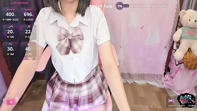 Yuka Chan online show from 21, 9, 2025