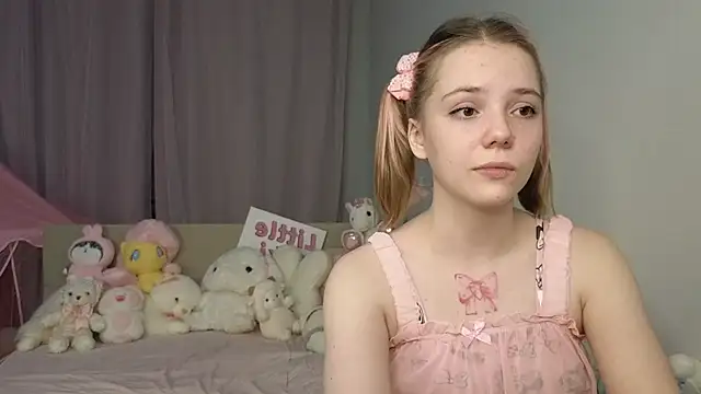 PrincessLittleKiki online show from 16, 7, 2026